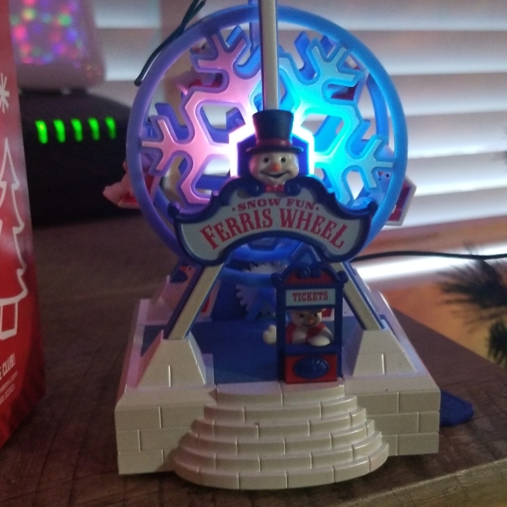 2014 Hallmark magic cord ornament